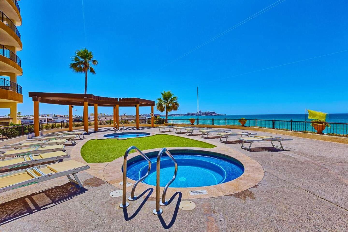 Sonoran Sky Aparthotel Puerto Penasco Exterior photo